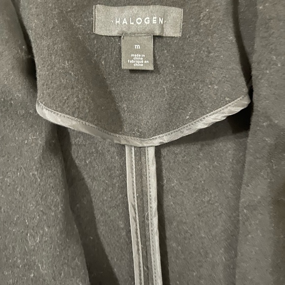 Halogen  M Black Peacoat Gently used - Picture 5 of 5